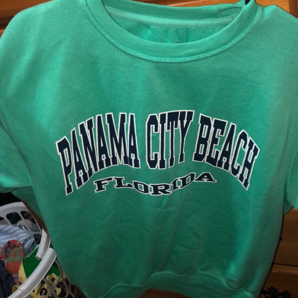 Crew neck
